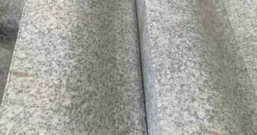 河北芙蓉白S型拉丝面路沿石