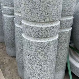 河北 芝麻白花岗岩挡车柱、隔离柱多少钱