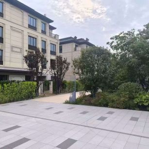 河北 芝麻白与芝麻白搭配铺装，尺寸1200*600