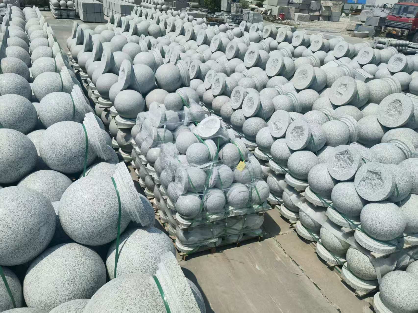 河北 花岗岩实心圆球，石球，挡车球，挡车石，车止石，路障石。