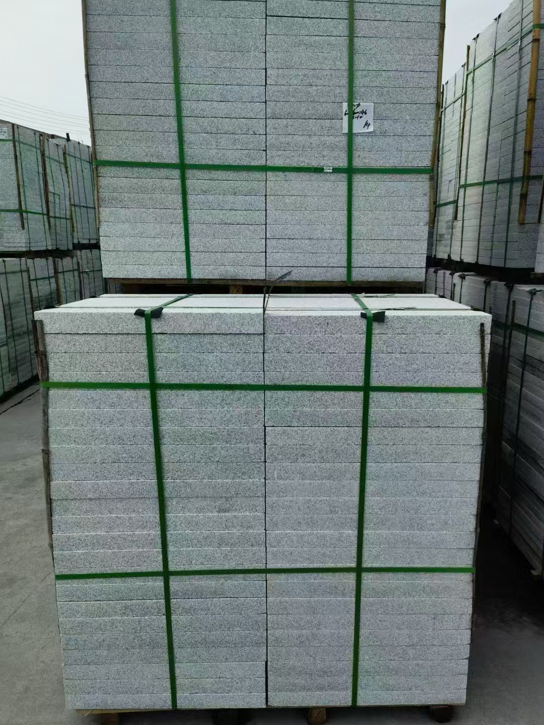 河北 火烧面地铺石，街道广场园林市政工程板，1.8~5.0厚均有现货