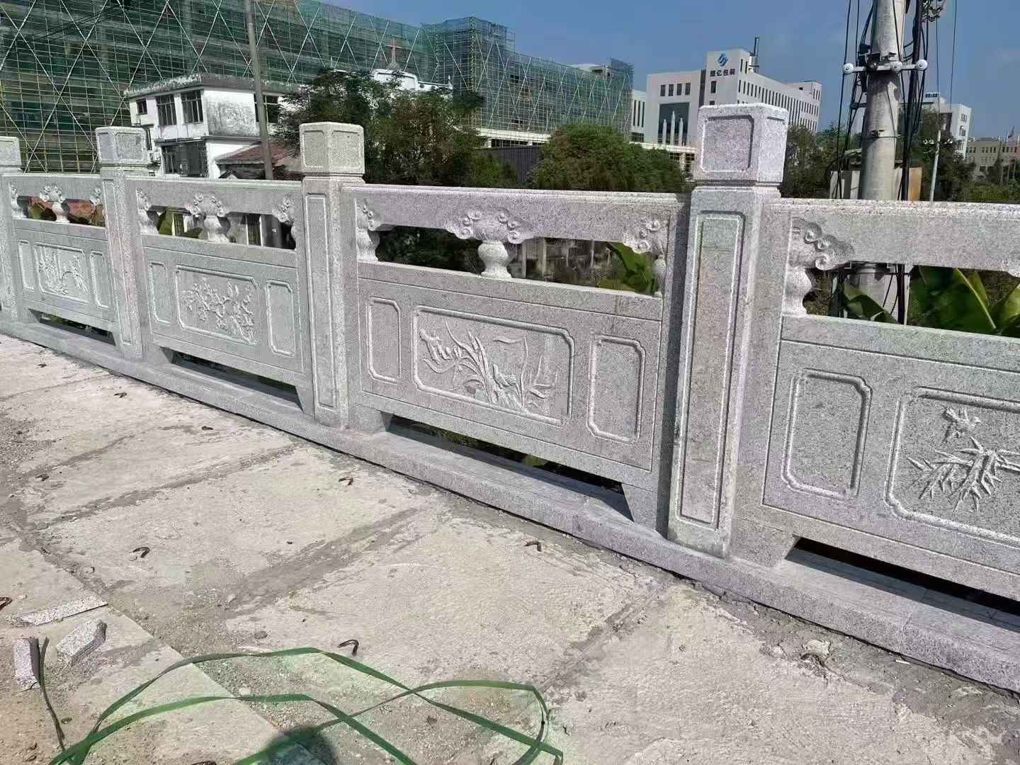 河北 芝麻白栏杆